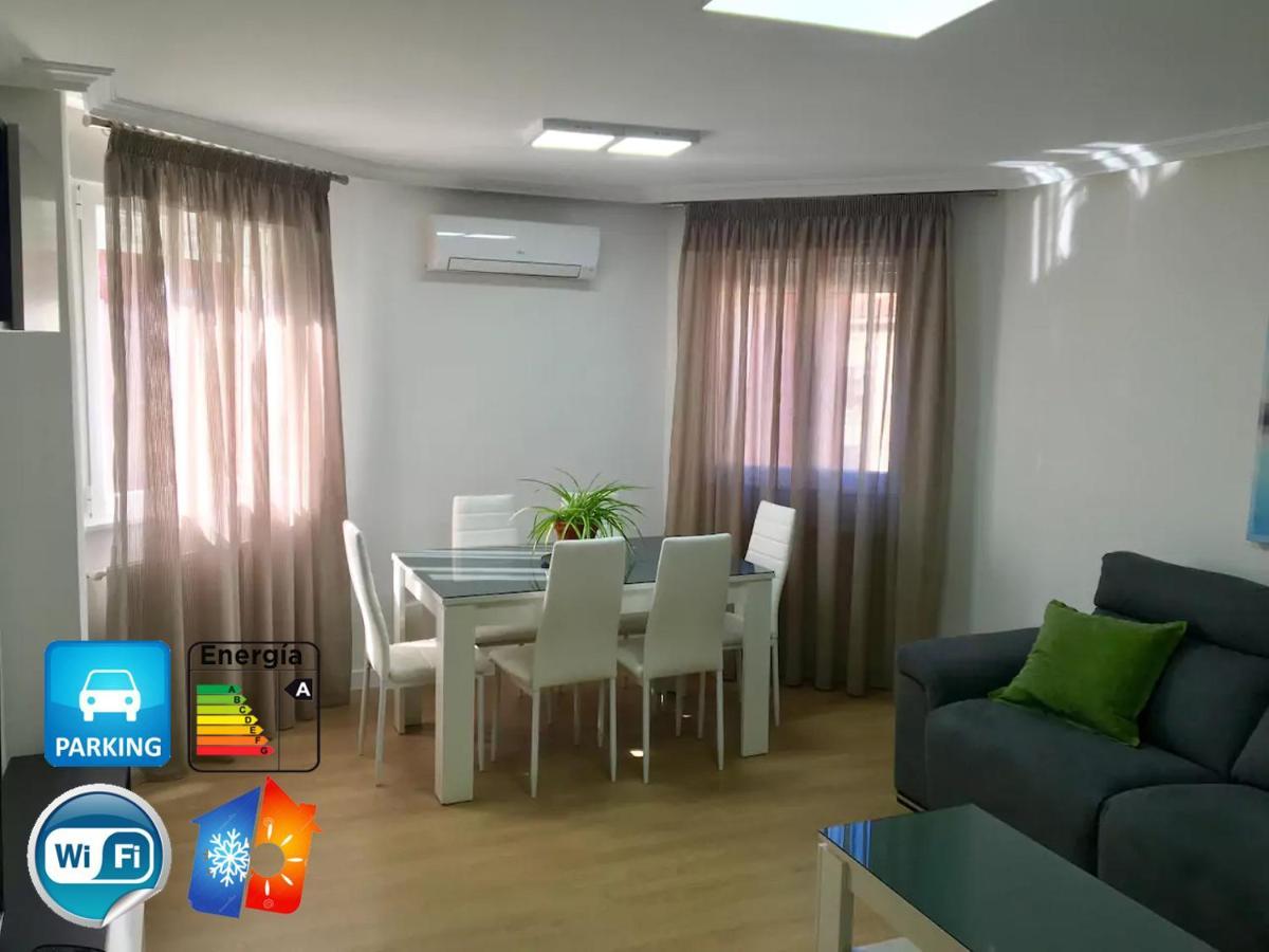 VUT Santa Marta Apartment Santa Marta de Tormes Bagian luar foto